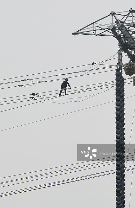 山东枣庄山亭区1000千伏特高压建设现场图片素材