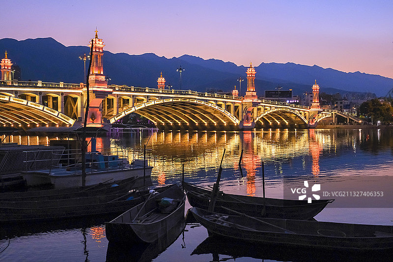 洱海西洱河畔图片素材