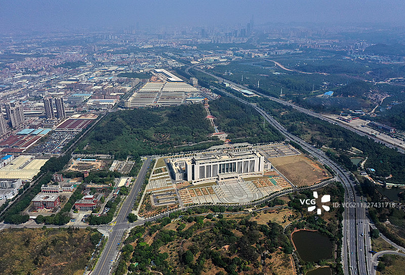 广东省东莞市厚街镇福神岗公园和政府服务中心航拍图片素材