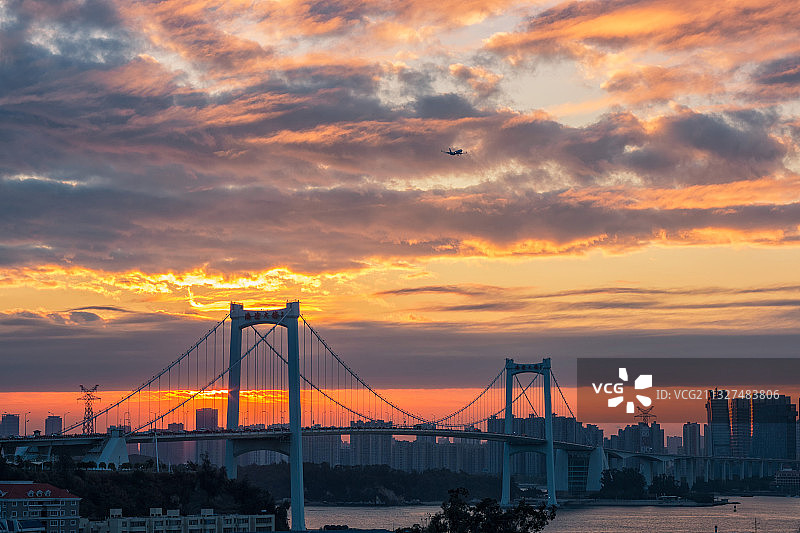 中国厦门海沧大桥日落图片素材