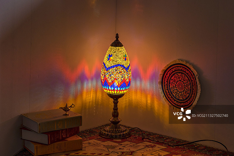迪拜风格台灯，阿拉伯台灯图片素材