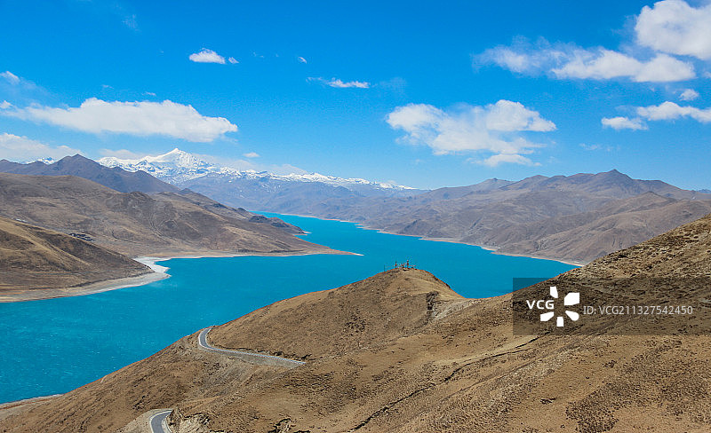 羊卓雍措图片素材