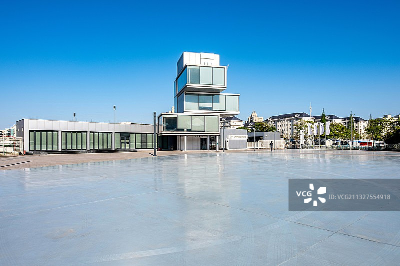 上海BMW体验中心广场图片素材