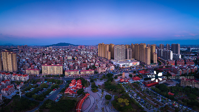 泉州市晋江市航拍安海镇夜景全景图片素材