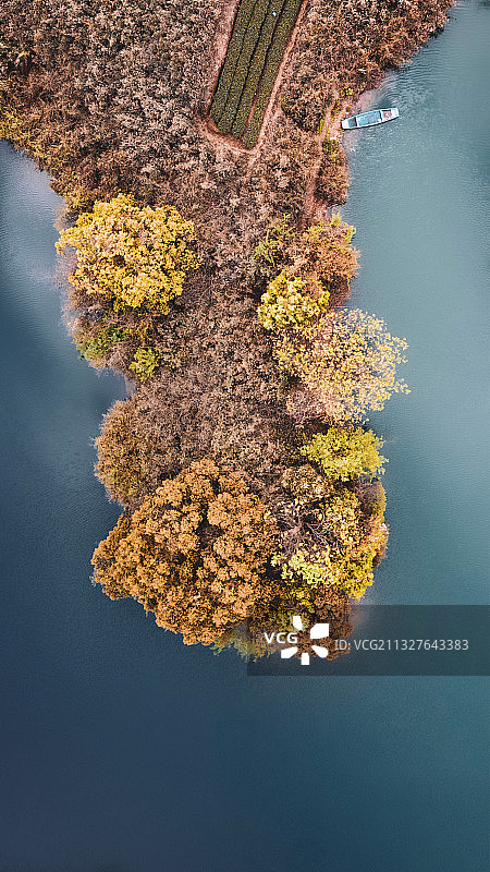 湖中半岛图片素材