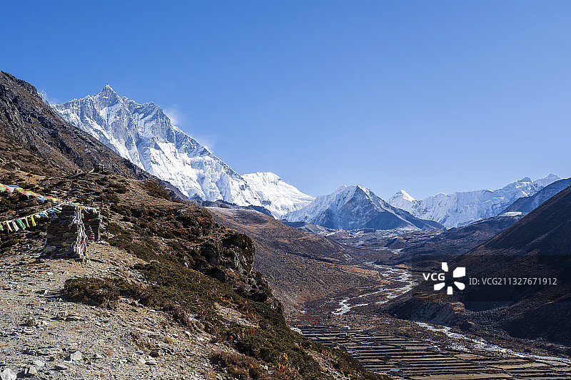 洛子和岛峰图片素材