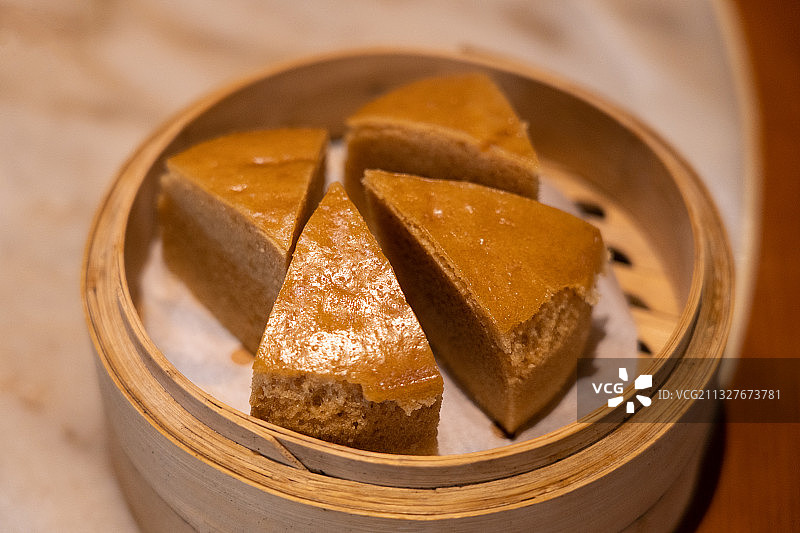 广东特色甜品小吃点心美食淋糖糕马拉糕图片素材