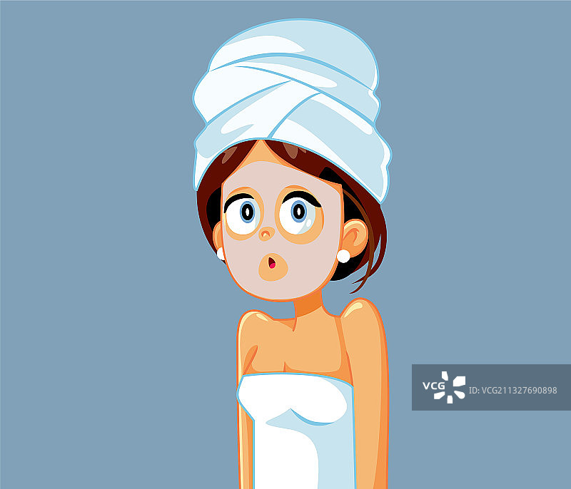 使用美容面膜进行皮肤护理的女人图片素材