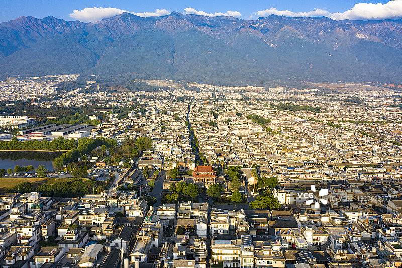 航拍云南大理古城风光图片素材