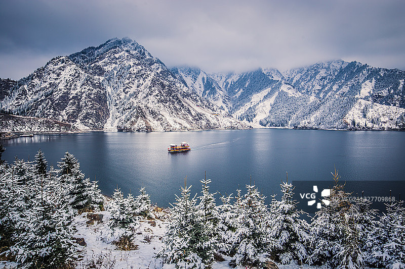 新疆天池山风景区图片素材