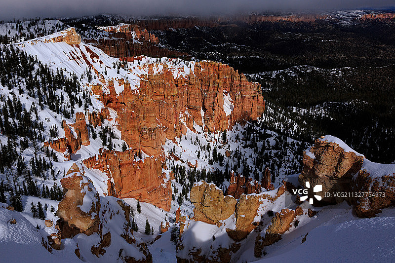 美国犹他州布莱斯雪景图片素材