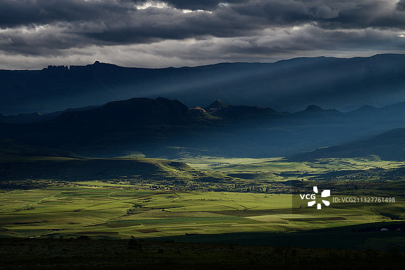 南非皇家纳塔尔国家公园的景观图片素材