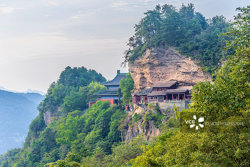 中国湖北十堰武当山南岩宫图片素材