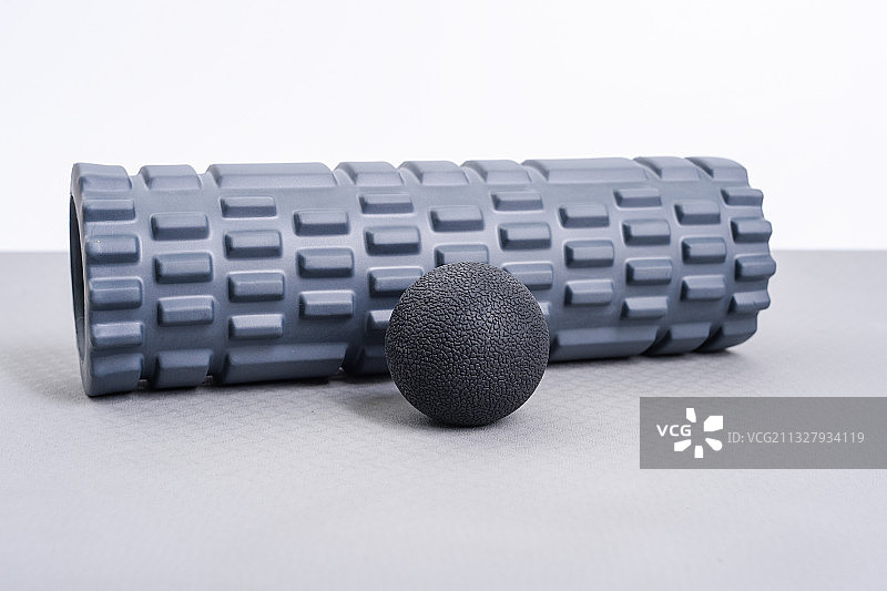 瑜伽垫 筋膜球 泡沫轴图片素材