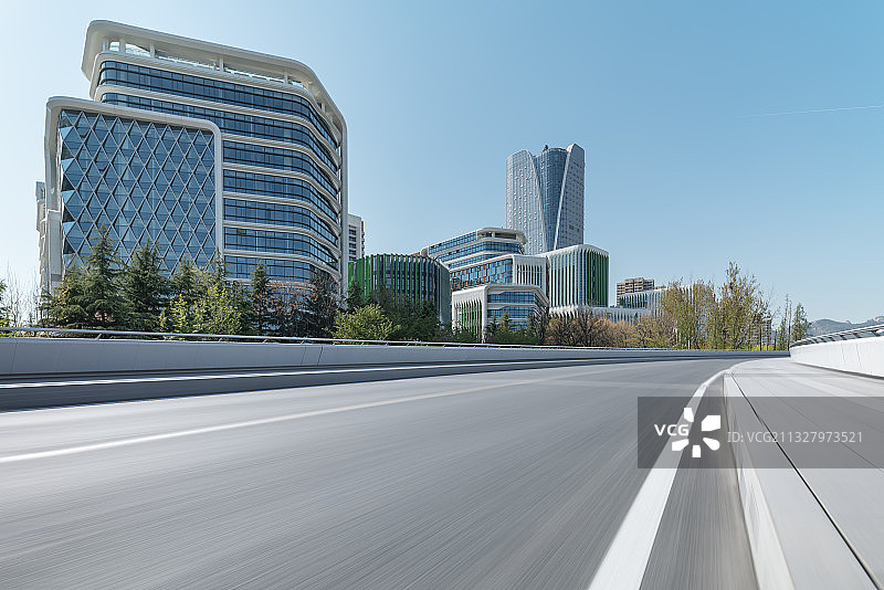 城市风光道路平台图片素材