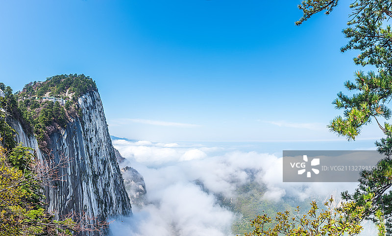 中国陕西省渭南市西岳华山图片素材