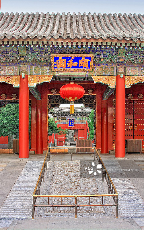 颐和园东宫门正面特写图片素材