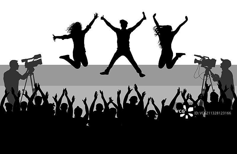 舞台上欢快伴舞的歌手图片素材