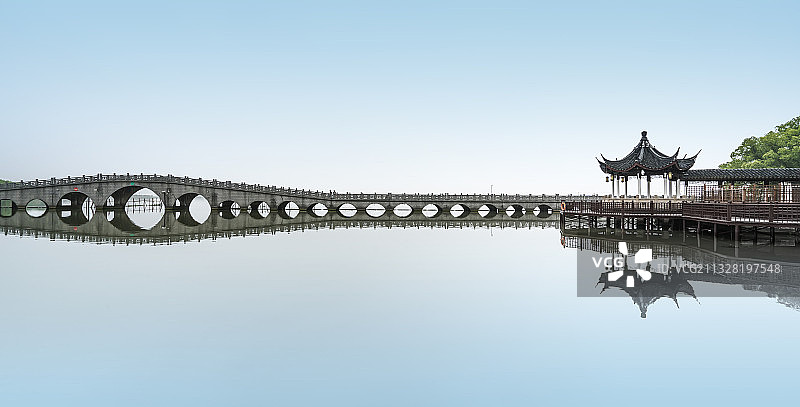 周庄古镇长桥图片素材