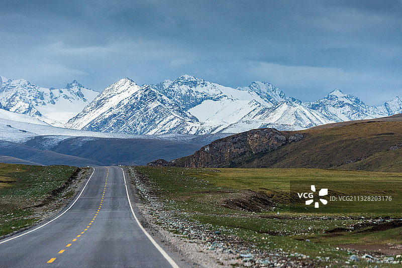 新疆-和静-天山-独库公路图片素材