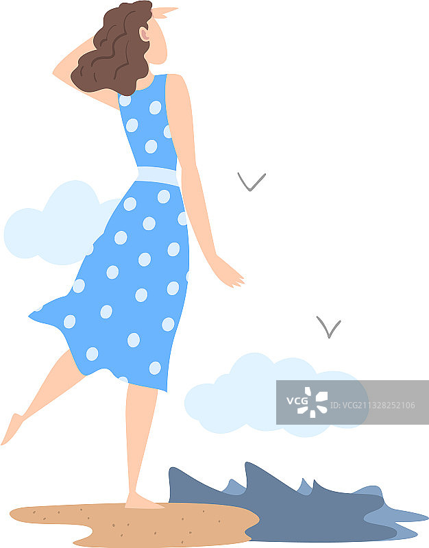 站在海边的女性眺望远方图片素材