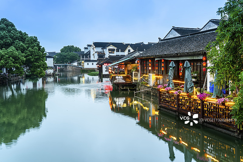 周庄古镇风光夜景图片素材