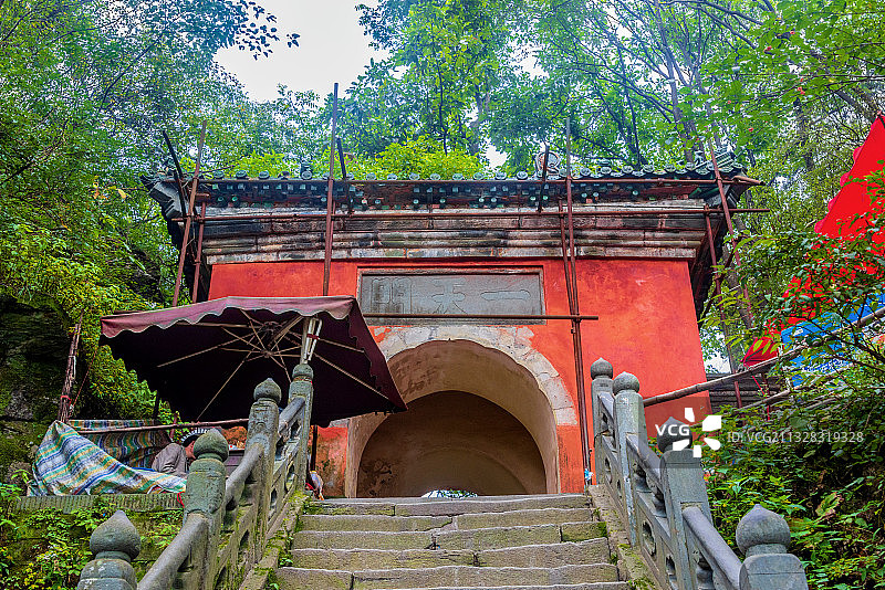 中国湖北十堰武当山一天门图片素材