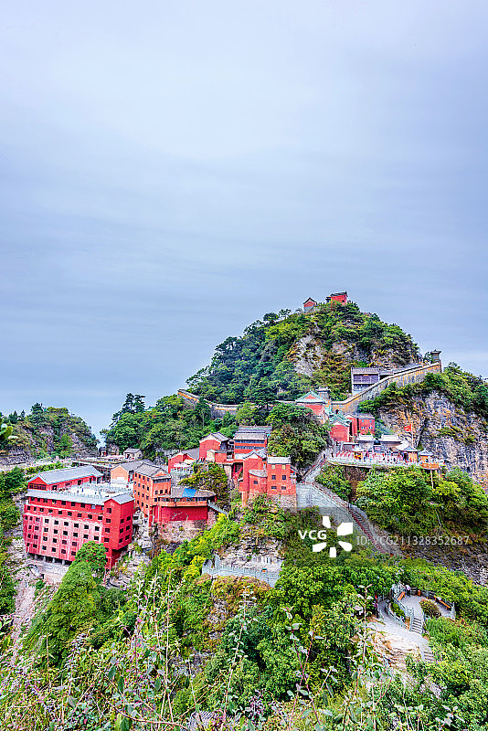 中国湖北十堰武当山金顶建筑群图片素材