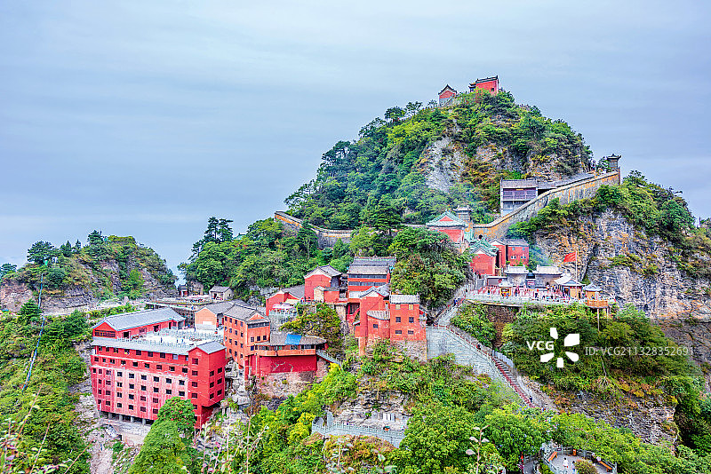 中国湖北十堰武当山金顶建筑群图片素材