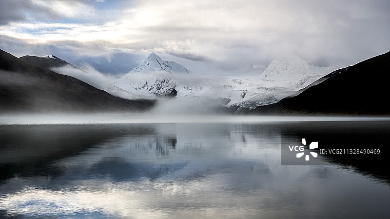 萨普神山图片素材