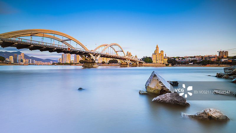 解放大桥图片素材