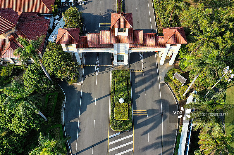 广东省东莞市长安镇莲花山郊野公园和长安高尔夫球乡村俱乐部航拍图片素材