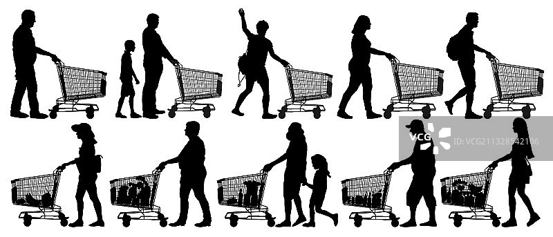 拿着空购物袋和装满购物袋的购物者人群图片素材