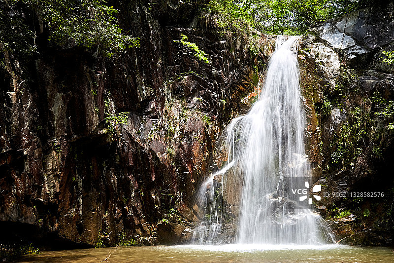十里桃花溪图片素材