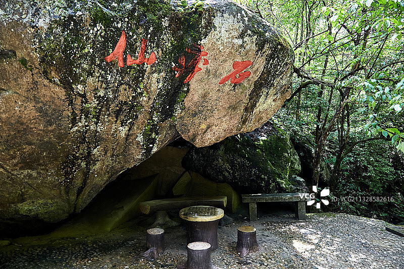 十里桃花溪图片素材