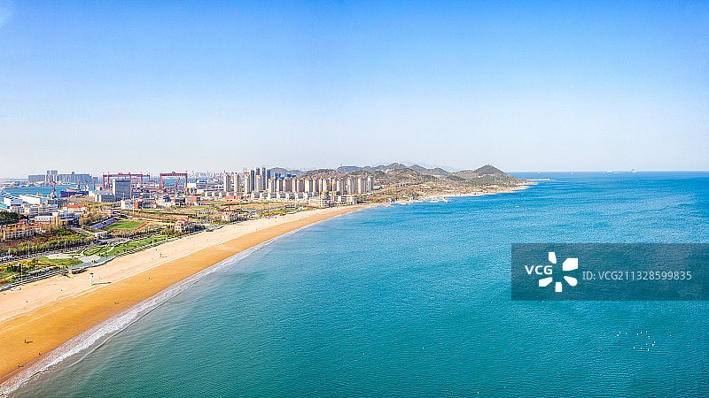 山东省青岛市西海岸新区金沙滩公园航拍全景图图片素材
