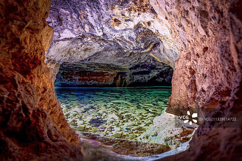 洞穴中的洞穴风光图片素材