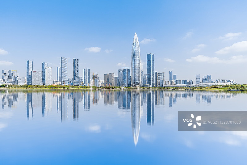 深圳南山区深圳湾人才公园天际线图片素材