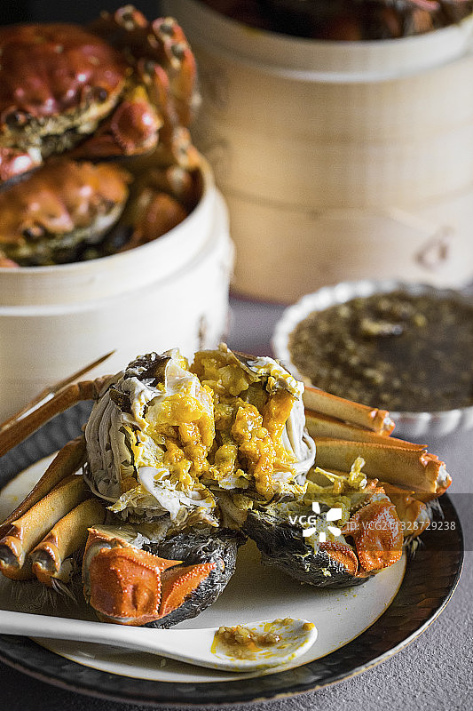 秋天苏州阳澄湖大闸蟹图片素材