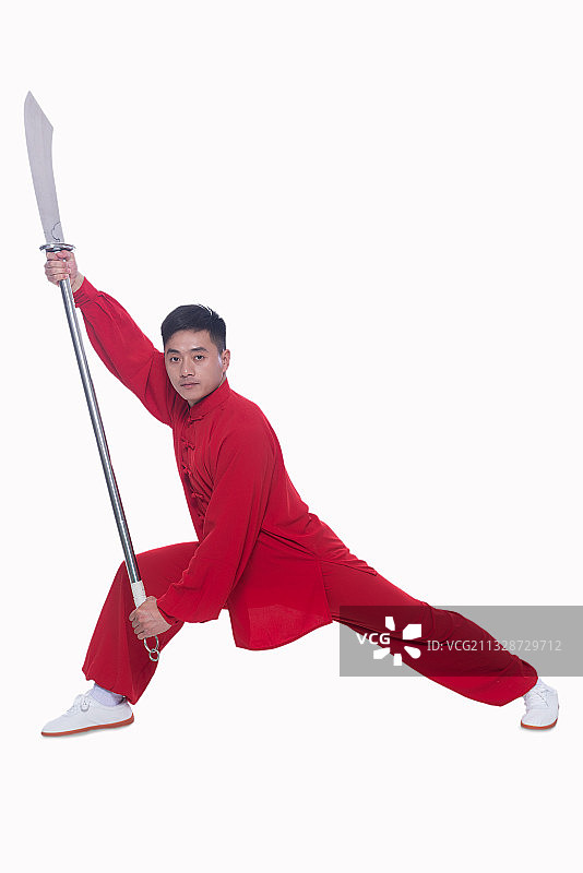 亚洲青年表演中国功夫图片素材