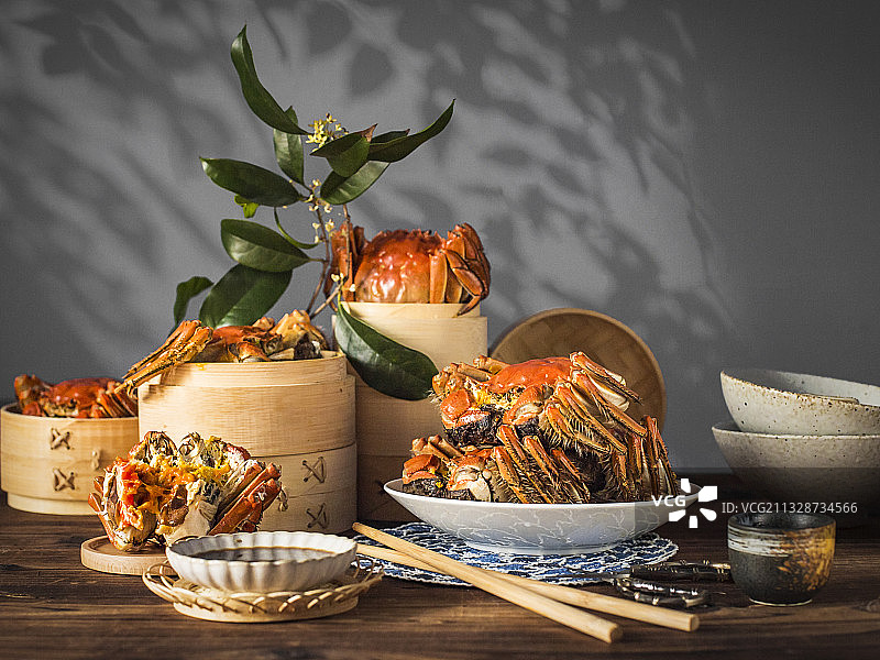 秋天苏州阳澄湖大闸蟹图片素材