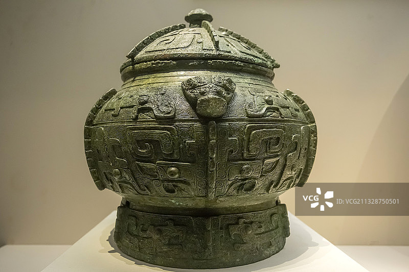 中国国家博物馆青铜瓿商王武丁时期1976年河南安阳殷墟妇好墓图片素材