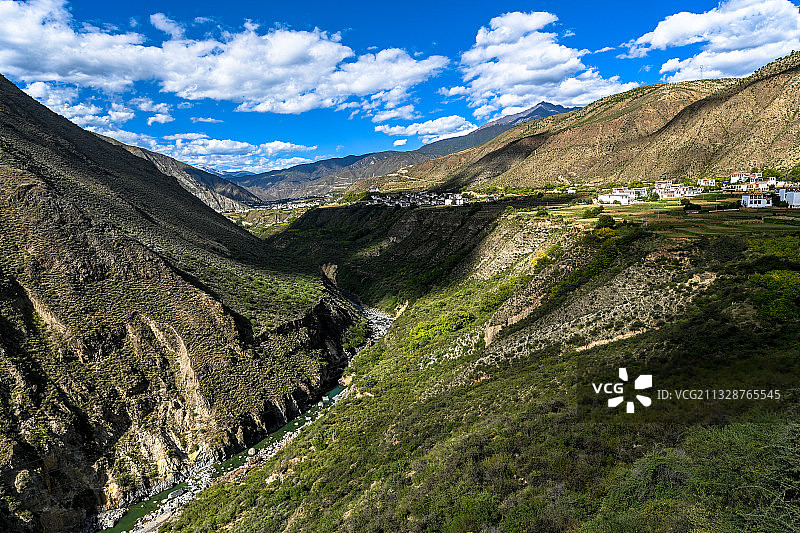 藏地峡谷图片素材