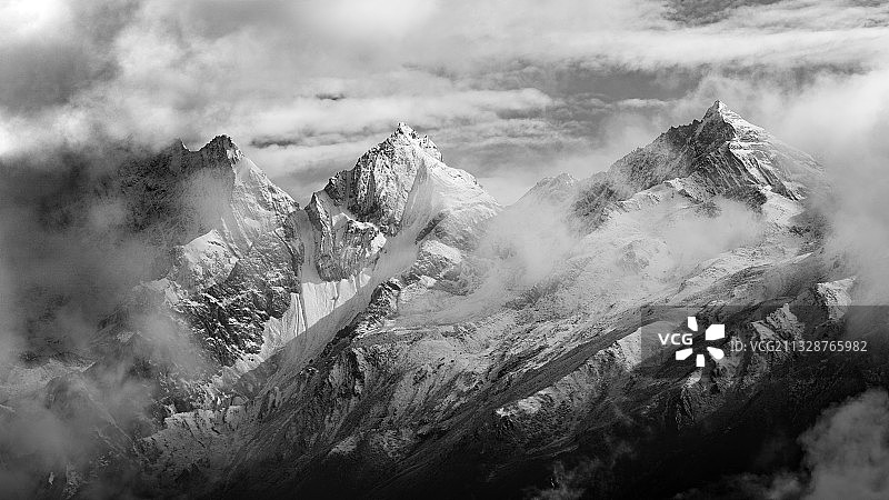 四姑娘山图片素材