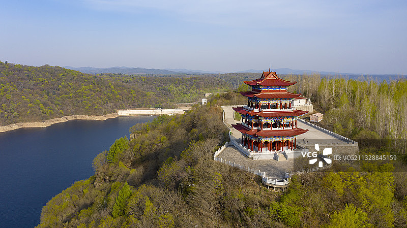 无人机航拍吉林红石国家森林公园白山湖风光图片素材