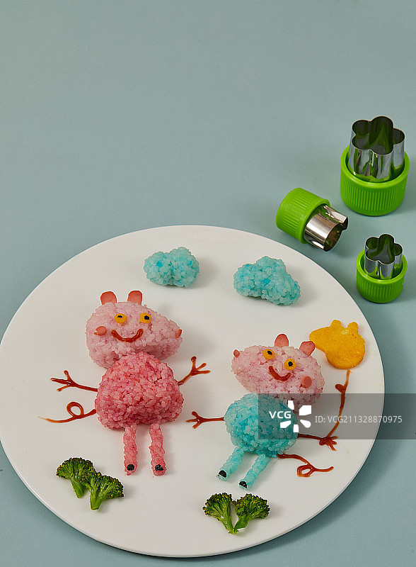 小猪佩奇卡通儿童食物饭团造型图片素材