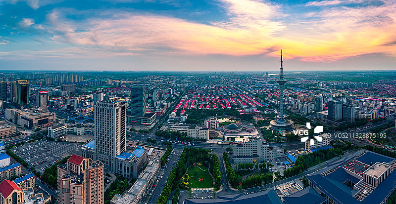 东营西城晚景 胜利电视观光塔 东营图片素材