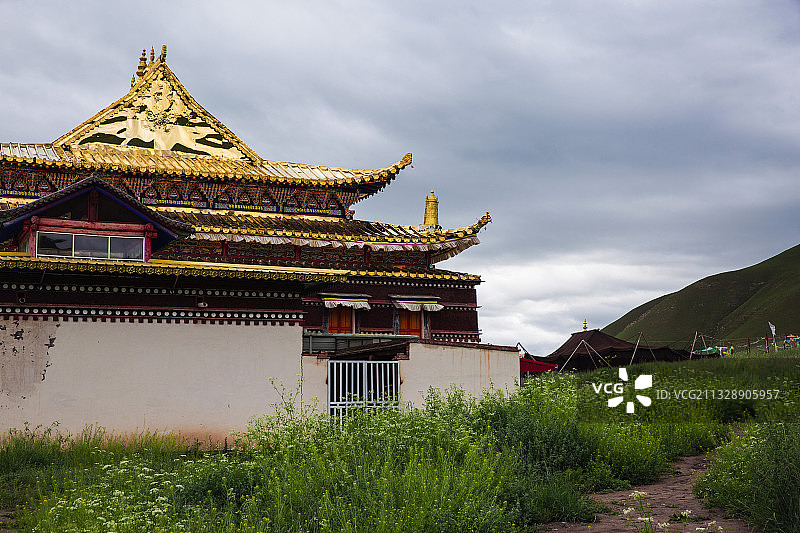 青海祁连县最大的格鲁派寺院：阿柔大寺图片素材