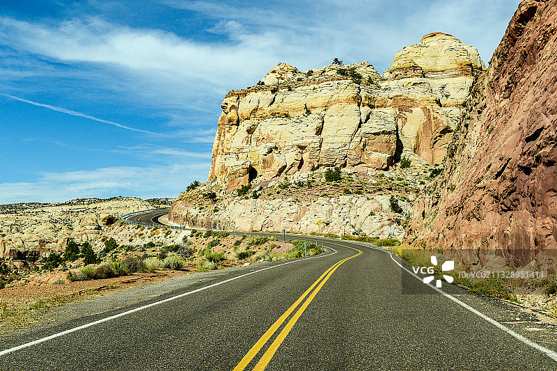 美国，犹他州，公路，山，岩石图片素材