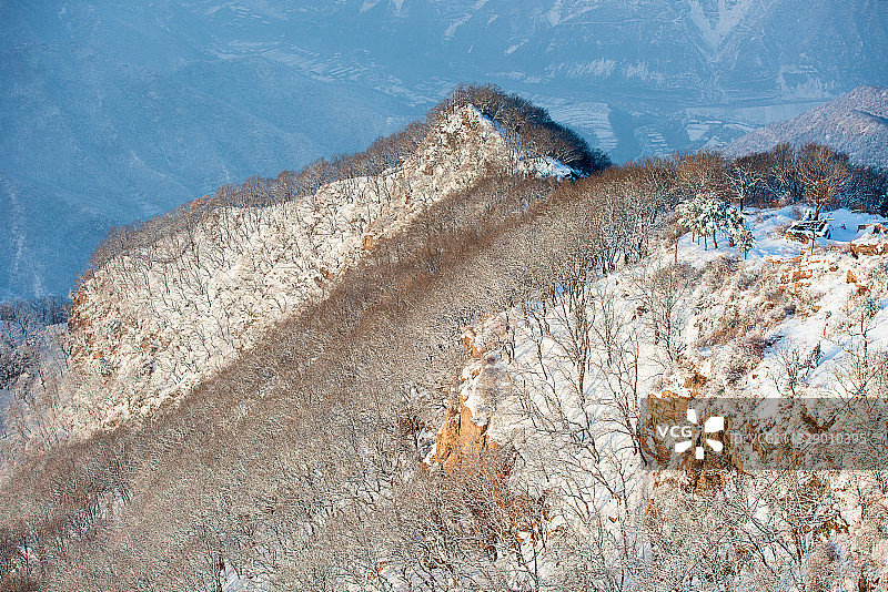 王屋山雪景图片素材